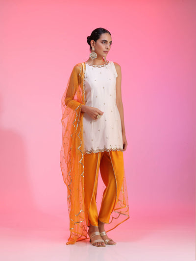 Kamya